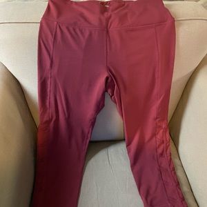 Gaiam Capri Workout Pants